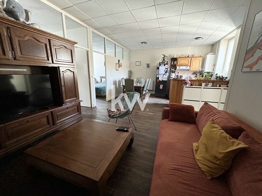 Appartement à MENNECY