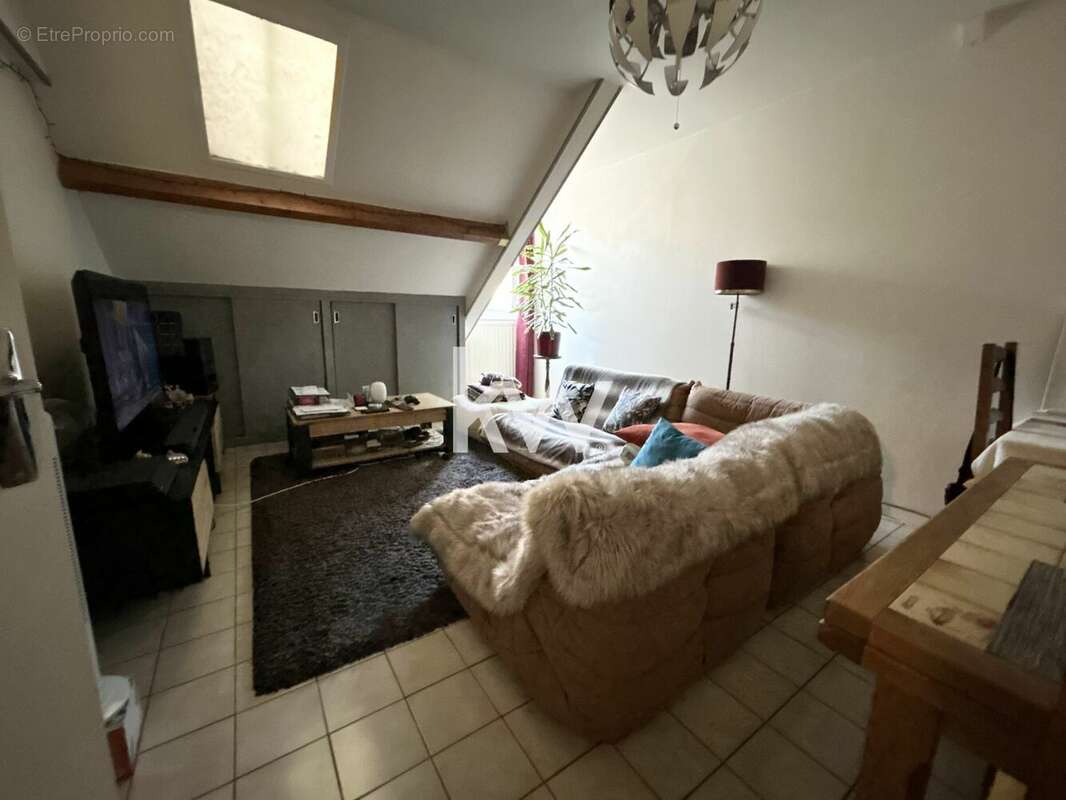 Appartement à MENNECY