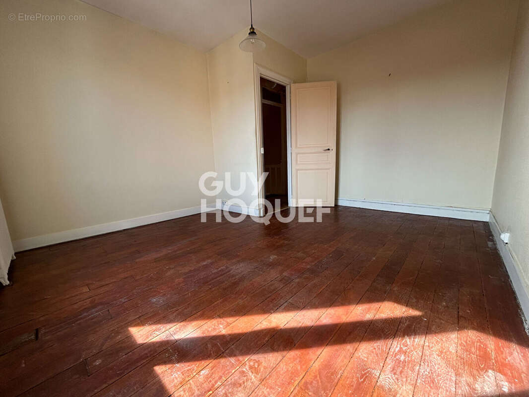 Maison à NEUILLY-SUR-MARNE