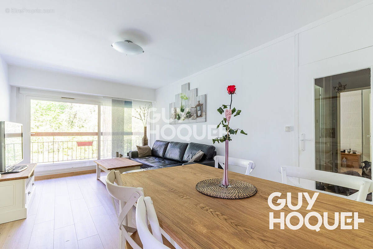 Appartement à ATHIS-MONS