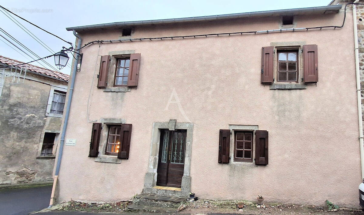 Maison à AVENE