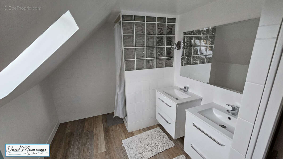 Maison à CHANNAY-SUR-LATHAN