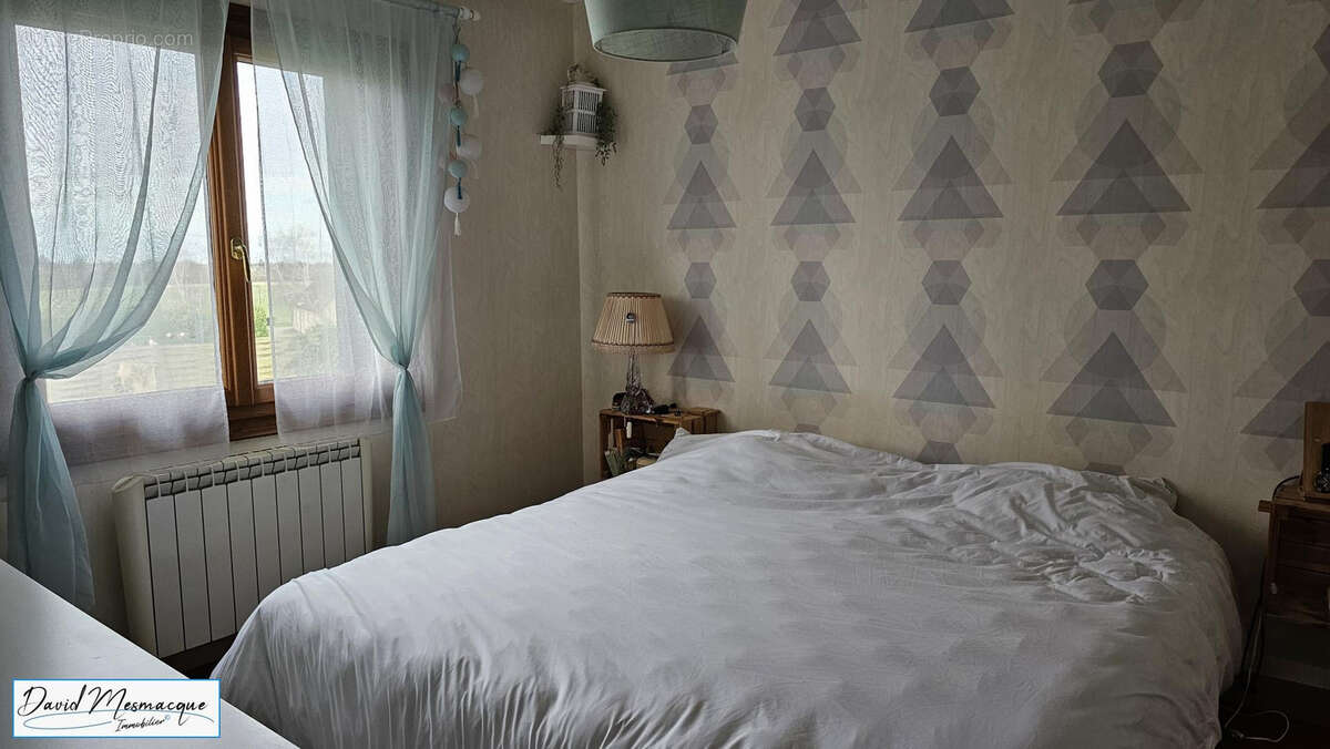 Maison à CHANNAY-SUR-LATHAN