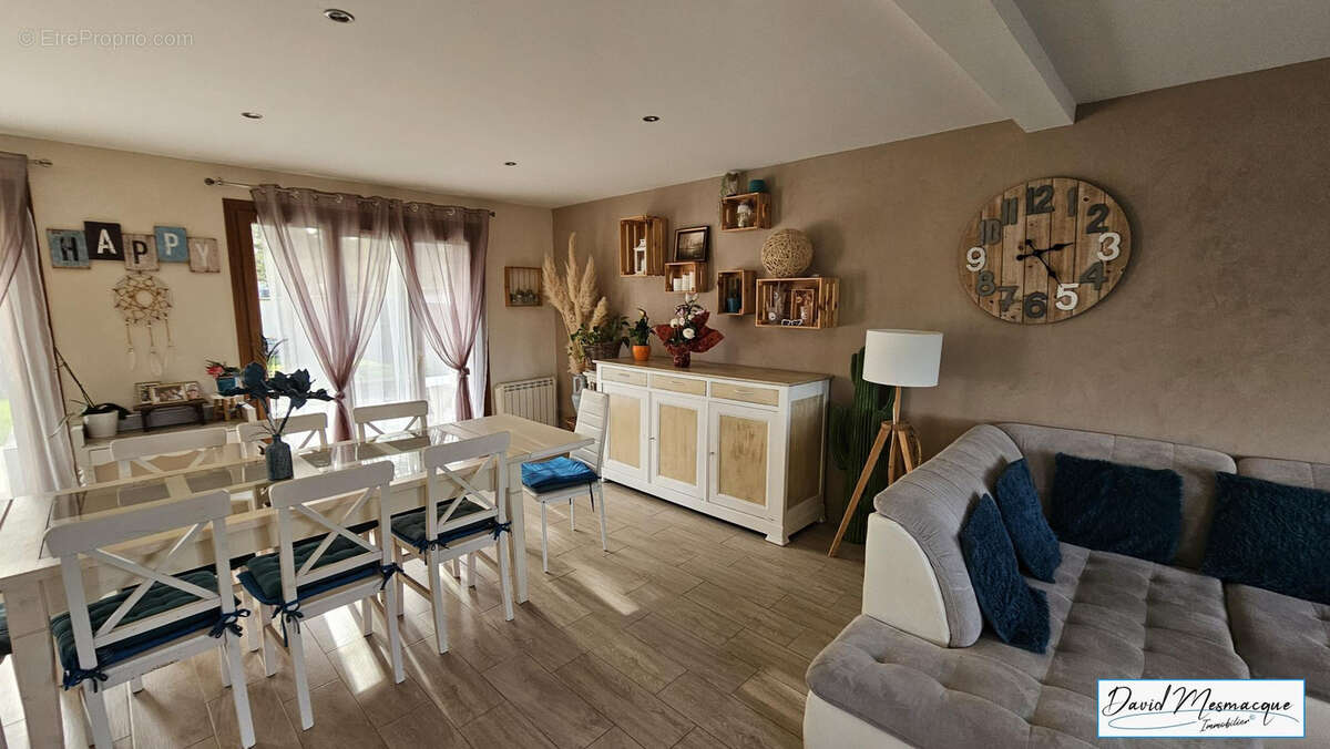 Maison à CHANNAY-SUR-LATHAN