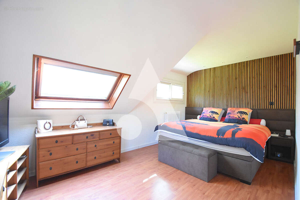 Maison à ORRY-LA-VILLE