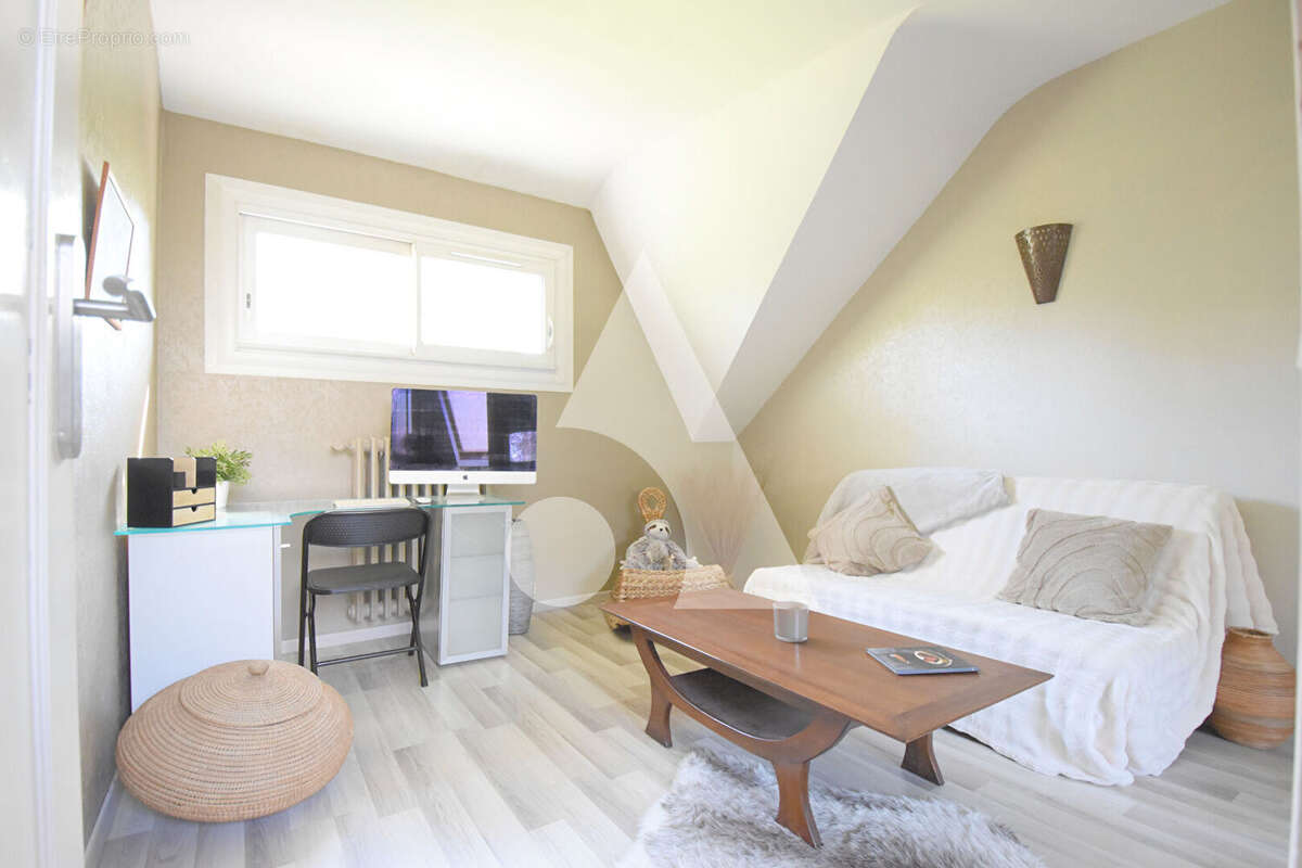 Maison à ORRY-LA-VILLE