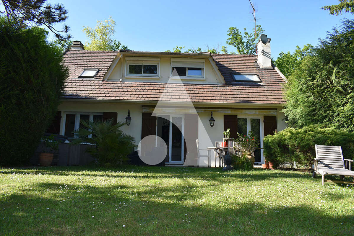 Maison à ORRY-LA-VILLE