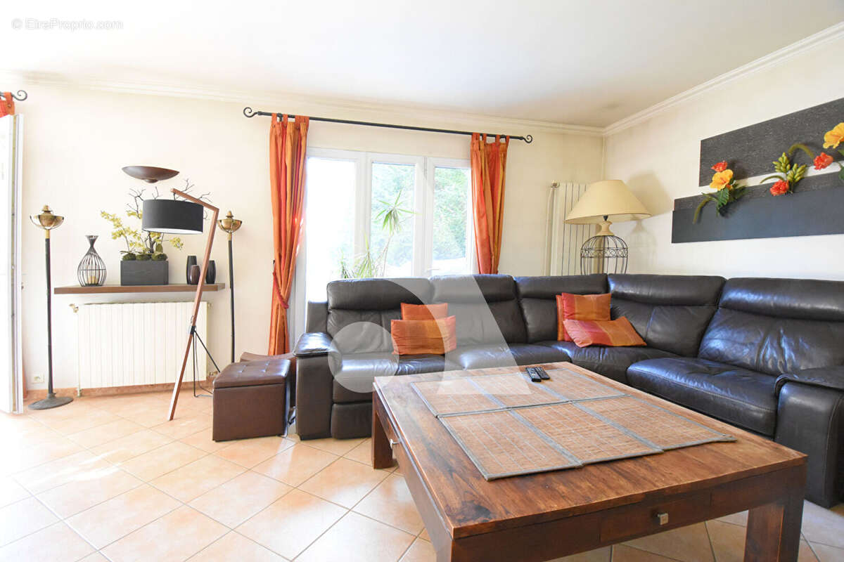 Maison à ORRY-LA-VILLE