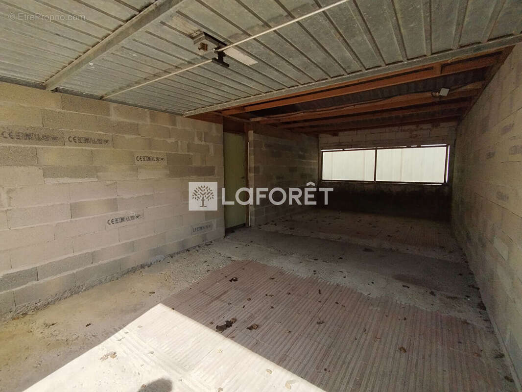 Maison à CASTELMAYRAN