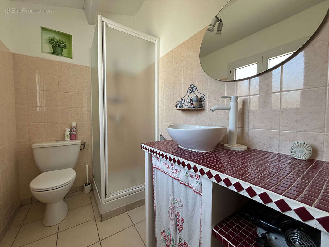 Maison à LA BREE-LES-BAINS