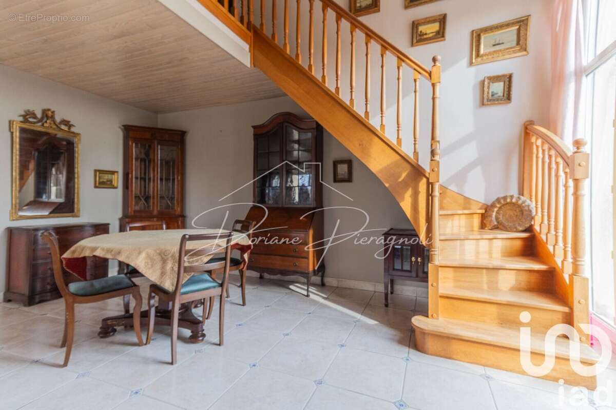 Photo 2 - Appartement à L'ISLE-ADAM