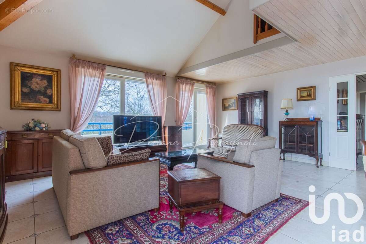 Photo 5 - Appartement à L'ISLE-ADAM