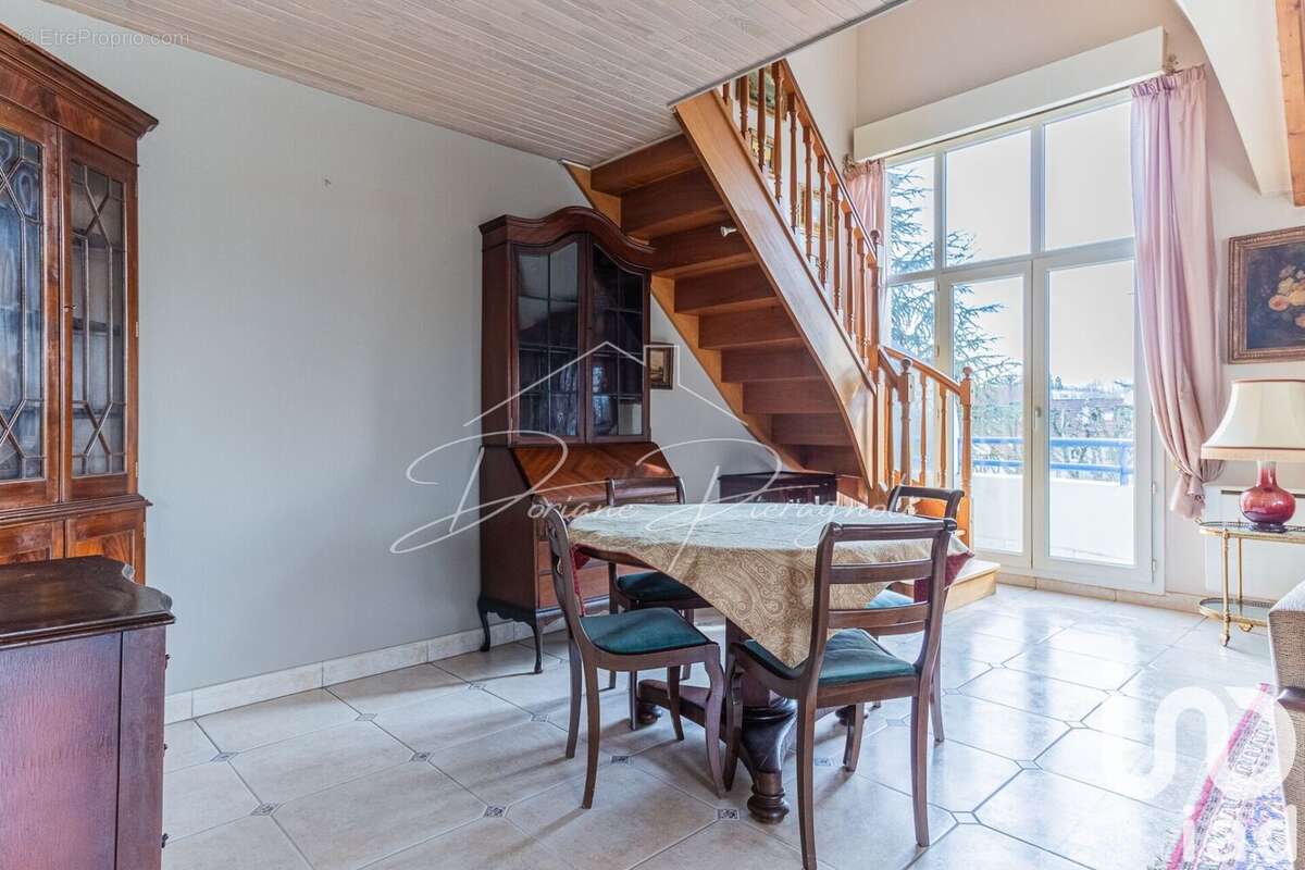 Photo 6 - Appartement à L'ISLE-ADAM