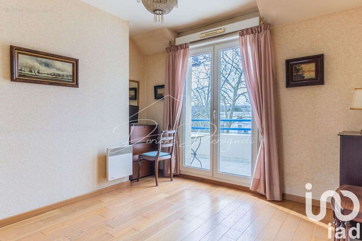 Photo 8 - Appartement à L'ISLE-ADAM