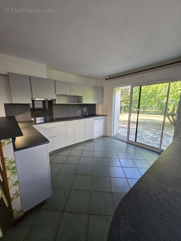 Maison à BOURG-LES-VALENCE