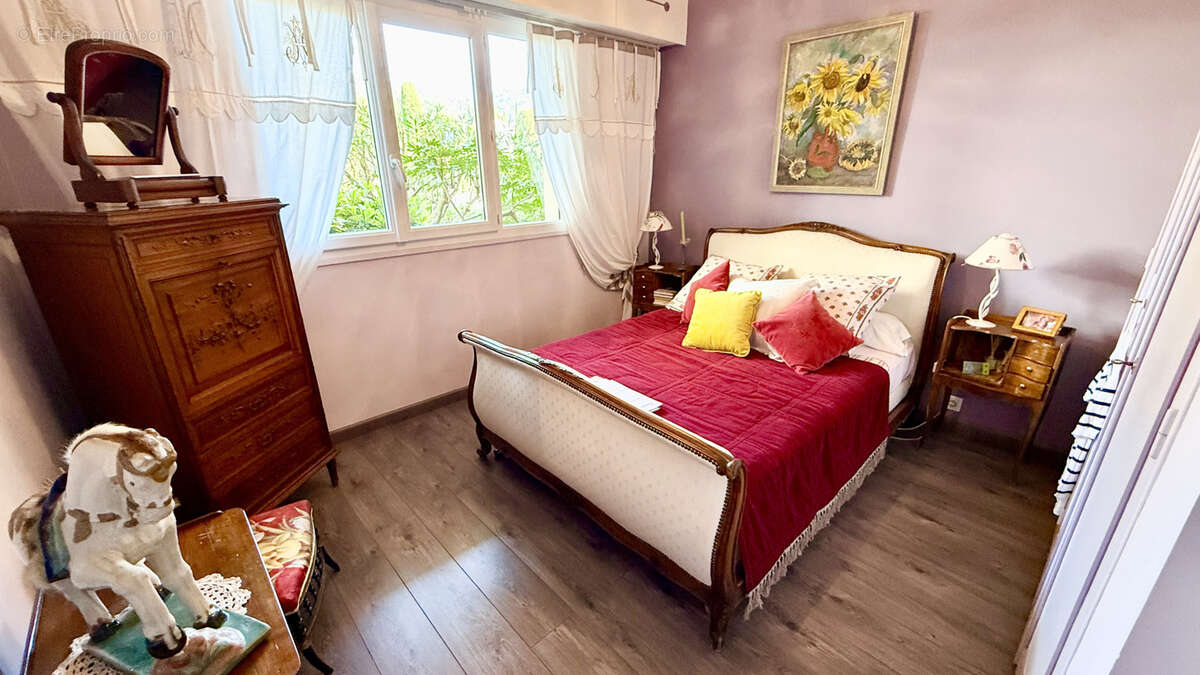 Appartement à LE CANNET