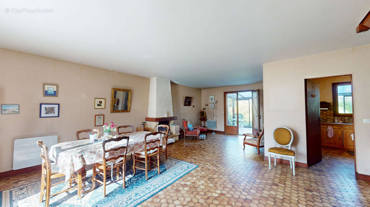 Maison à MONTFORT-L'AMAURY