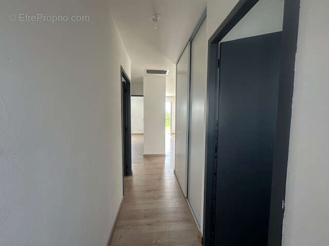 Maison à SAINT-HILAIRE