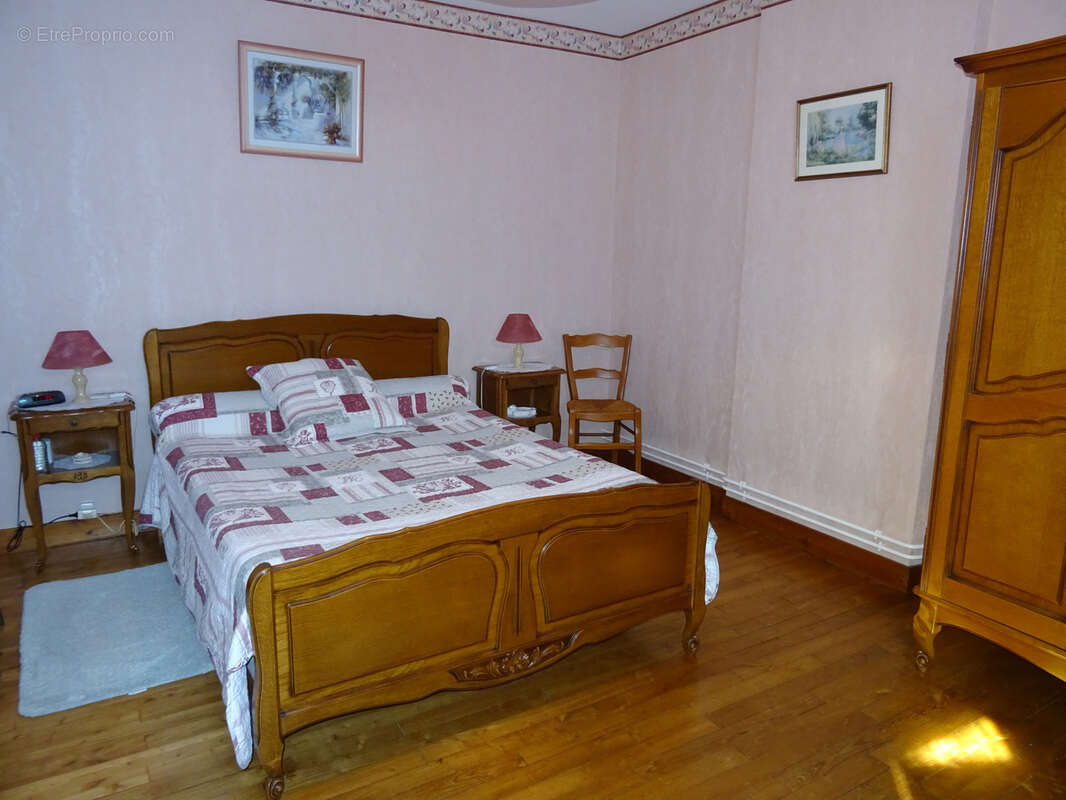 Maison à LA ROCHEFOUCAULD