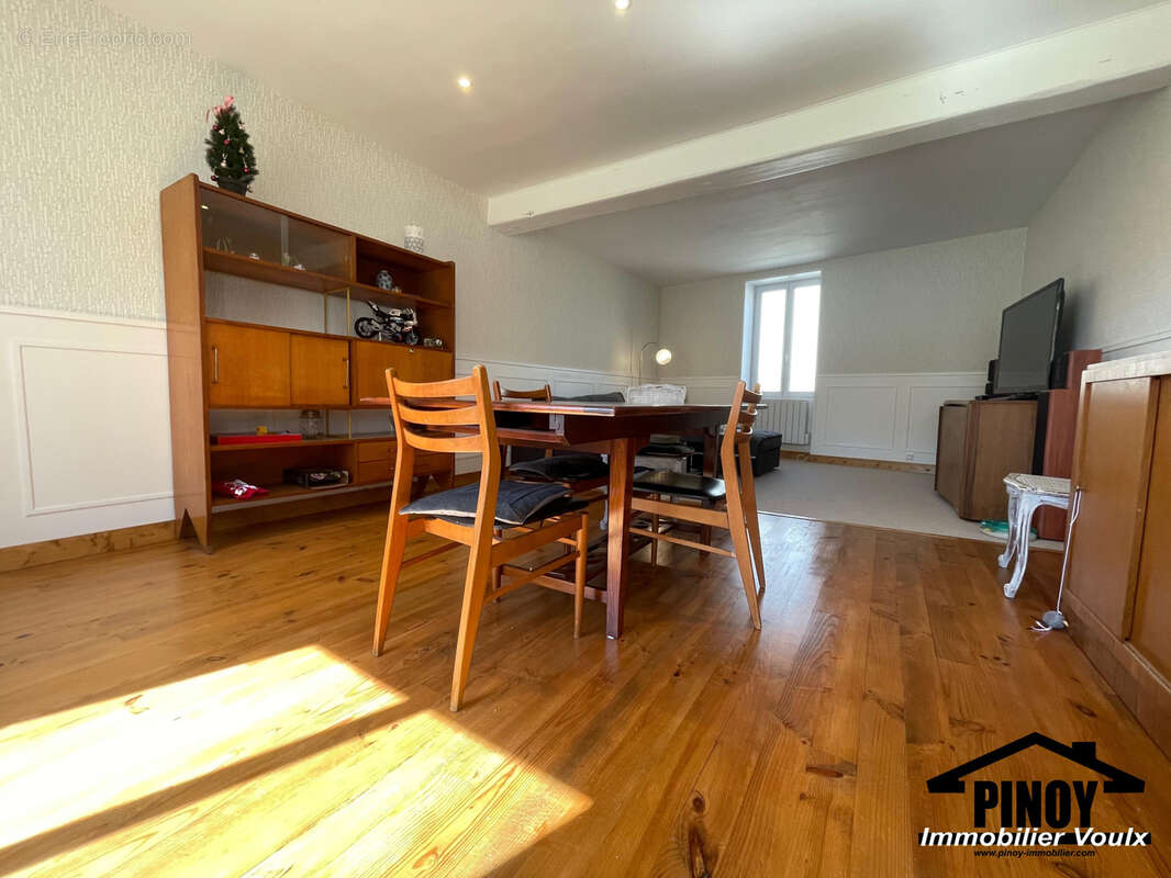 Maison à NOISY-RUDIGNON