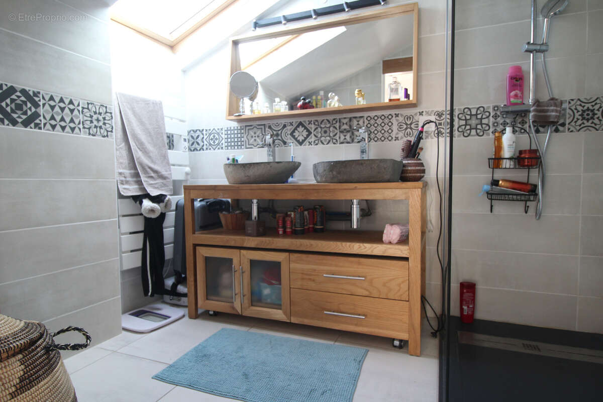 Appartement à FLEURY