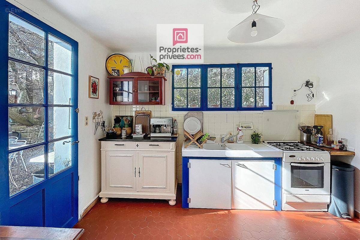 Maison à PEYPIN-D&#039;AIGUES