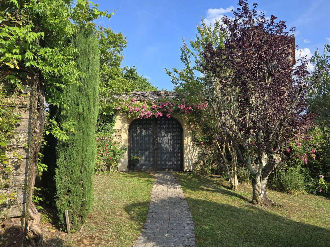 Maison à SAINTE-ALVERE