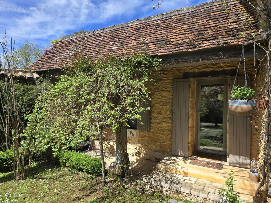 Maison à SAINTE-ALVERE