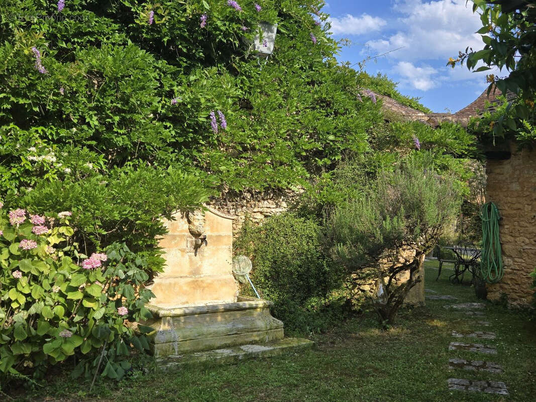 Maison à SAINTE-ALVERE