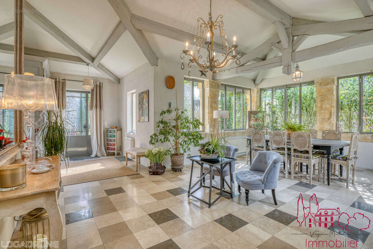 Maison à SAINTE-ALVERE