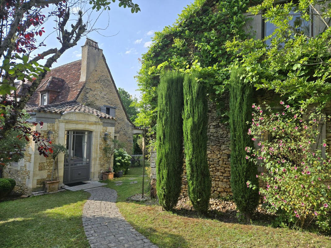 Maison à SAINTE-ALVERE