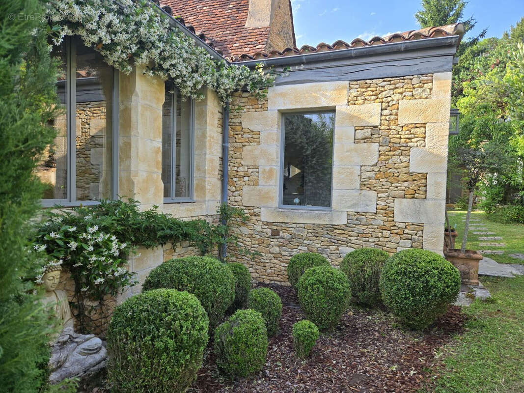 Maison à SAINTE-ALVERE