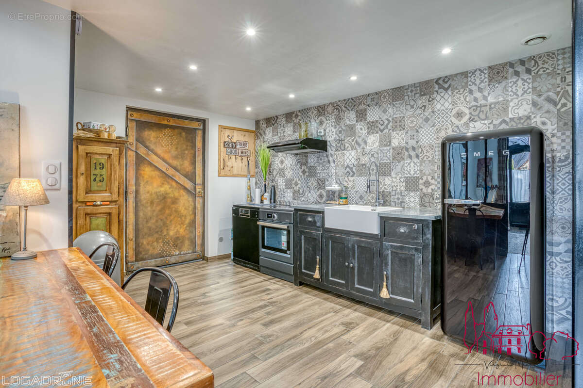 Maison à SAINTE-ALVERE