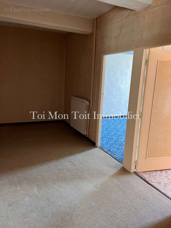 Maison à SAINT-JEAN-DE-CRIEULON