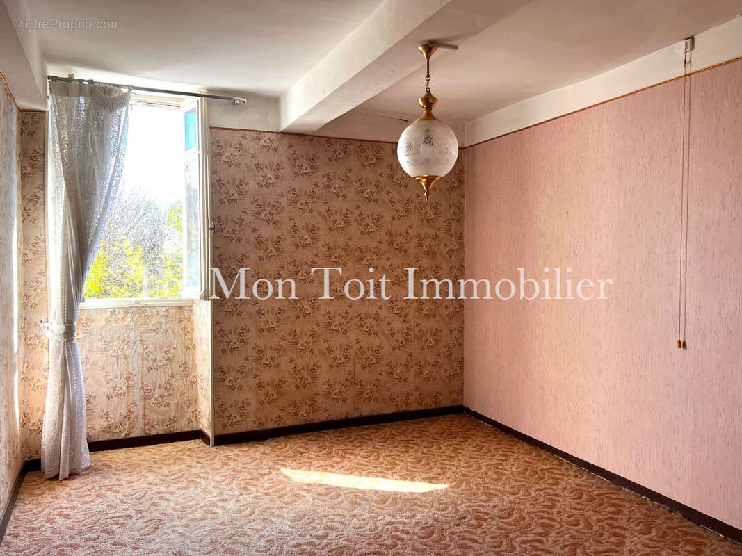 Maison à SAINT-JEAN-DE-CRIEULON