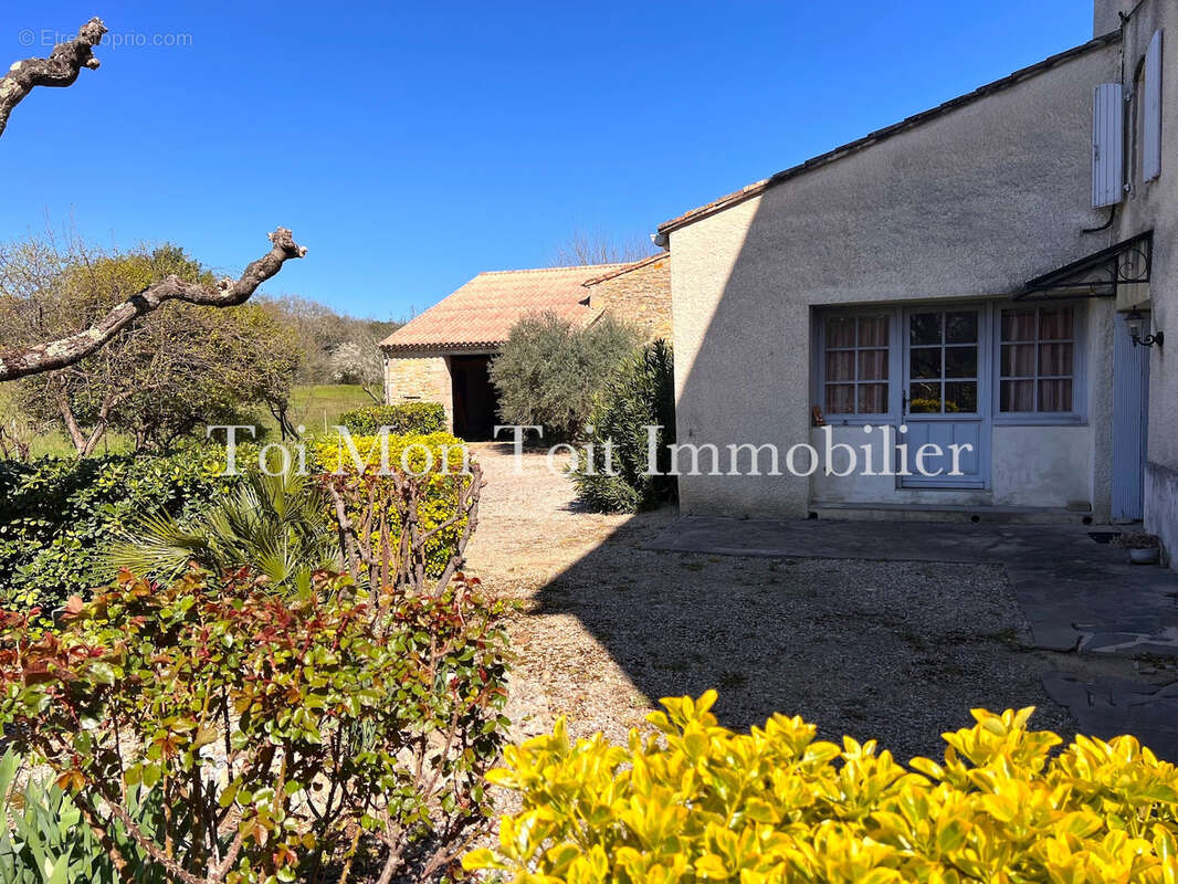 Maison à SAINT-JEAN-DE-CRIEULON