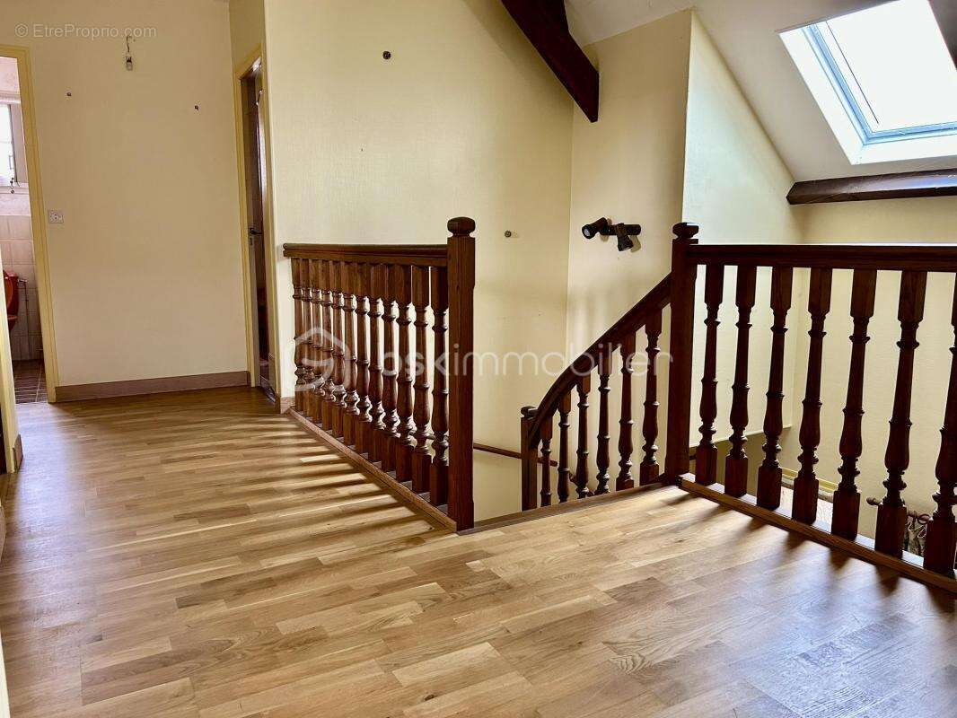 Maison à MORET-SUR-LOING