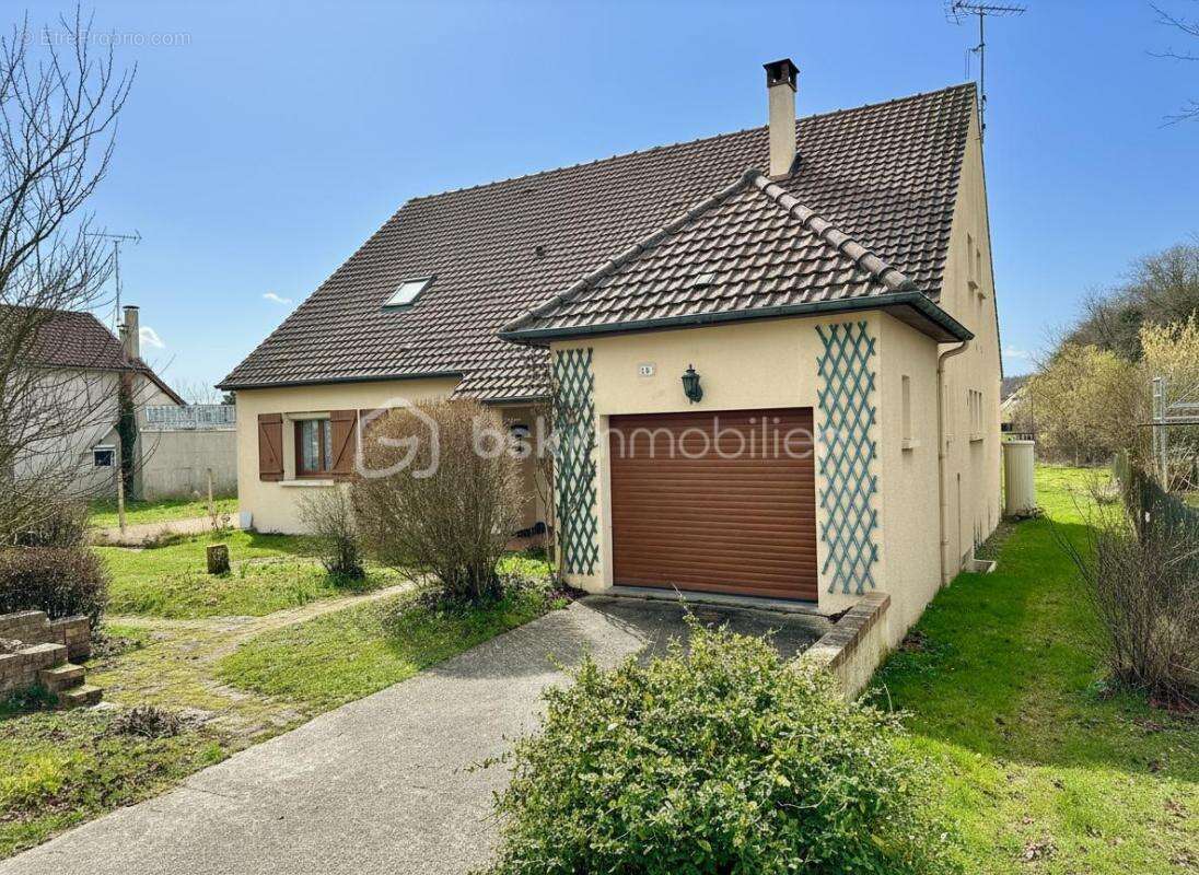 Maison à MORET-SUR-LOING