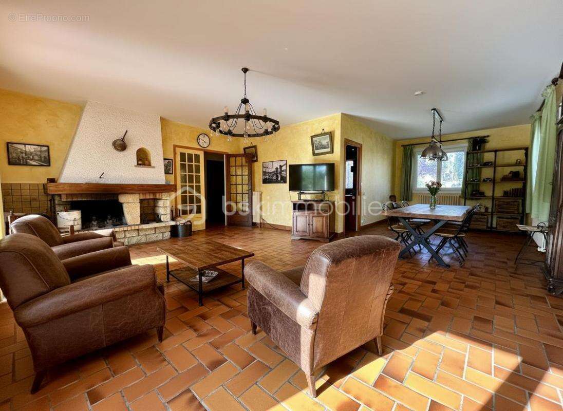 Maison à MORET-SUR-LOING