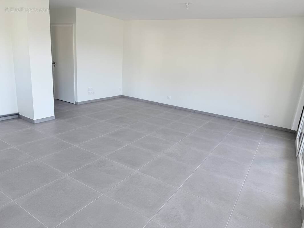 Appartement à VIVIERS-DU-LAC