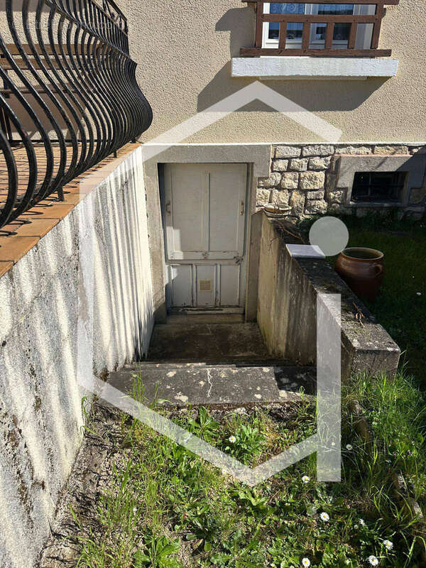 Maison à COSNE-COURS-SUR-LOIRE