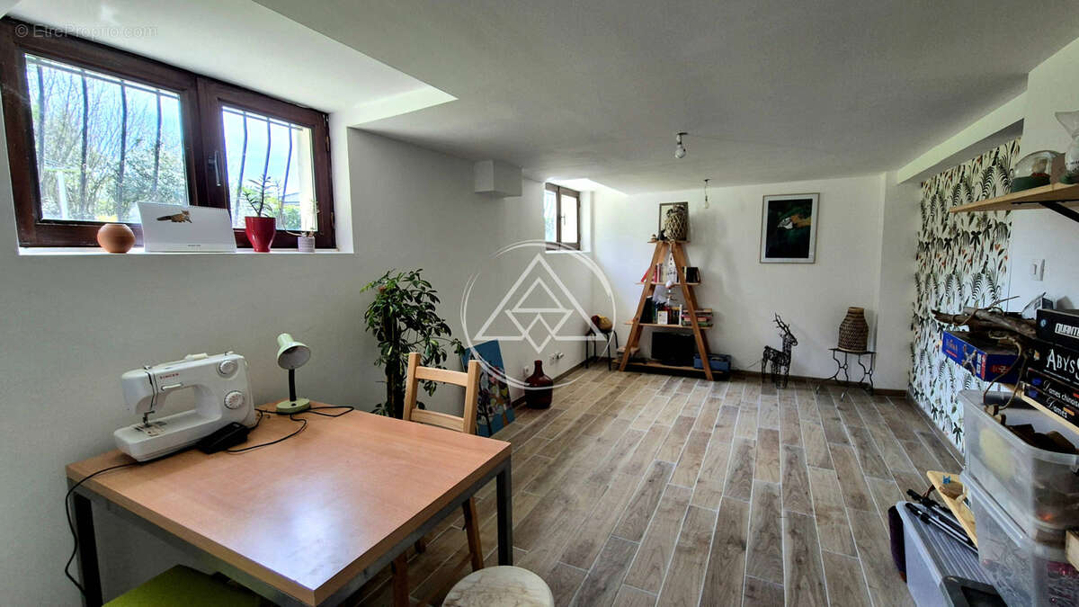 Maison à COUR-ET-BUIS