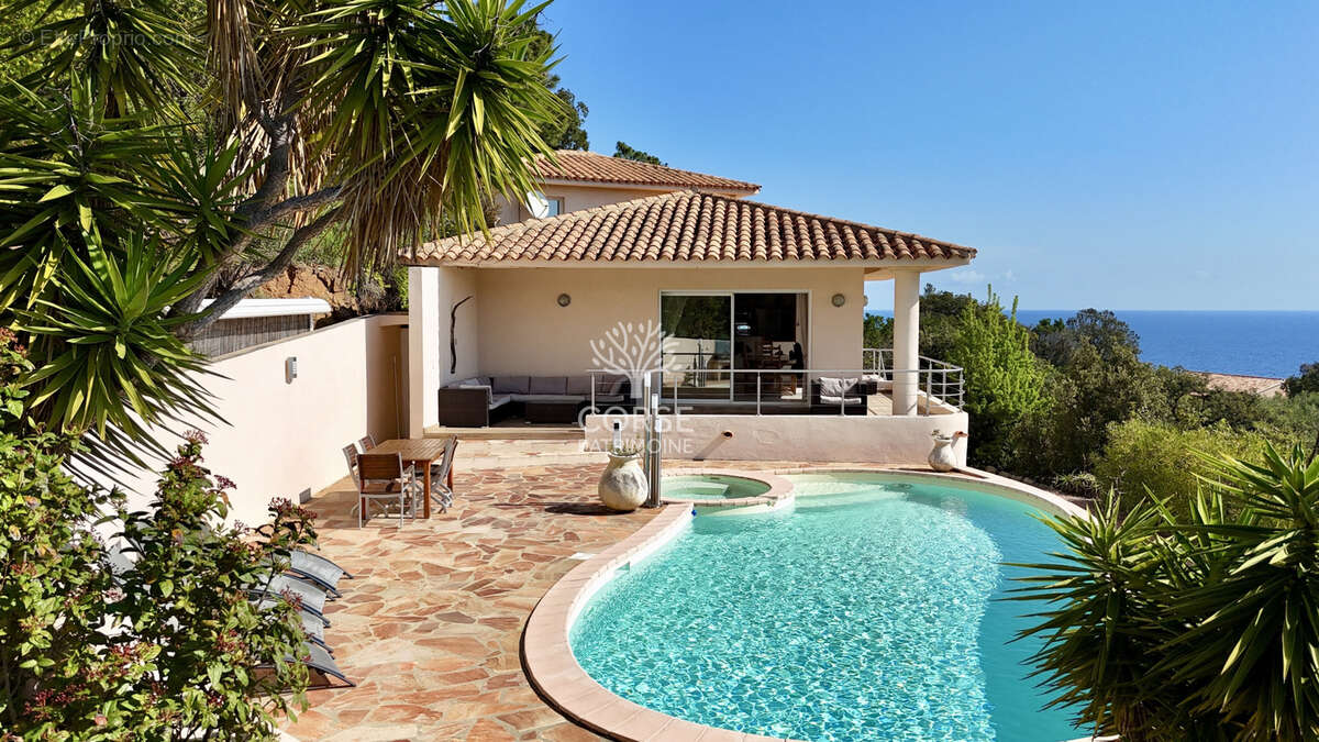 Maison à SARI-SOLENZARA