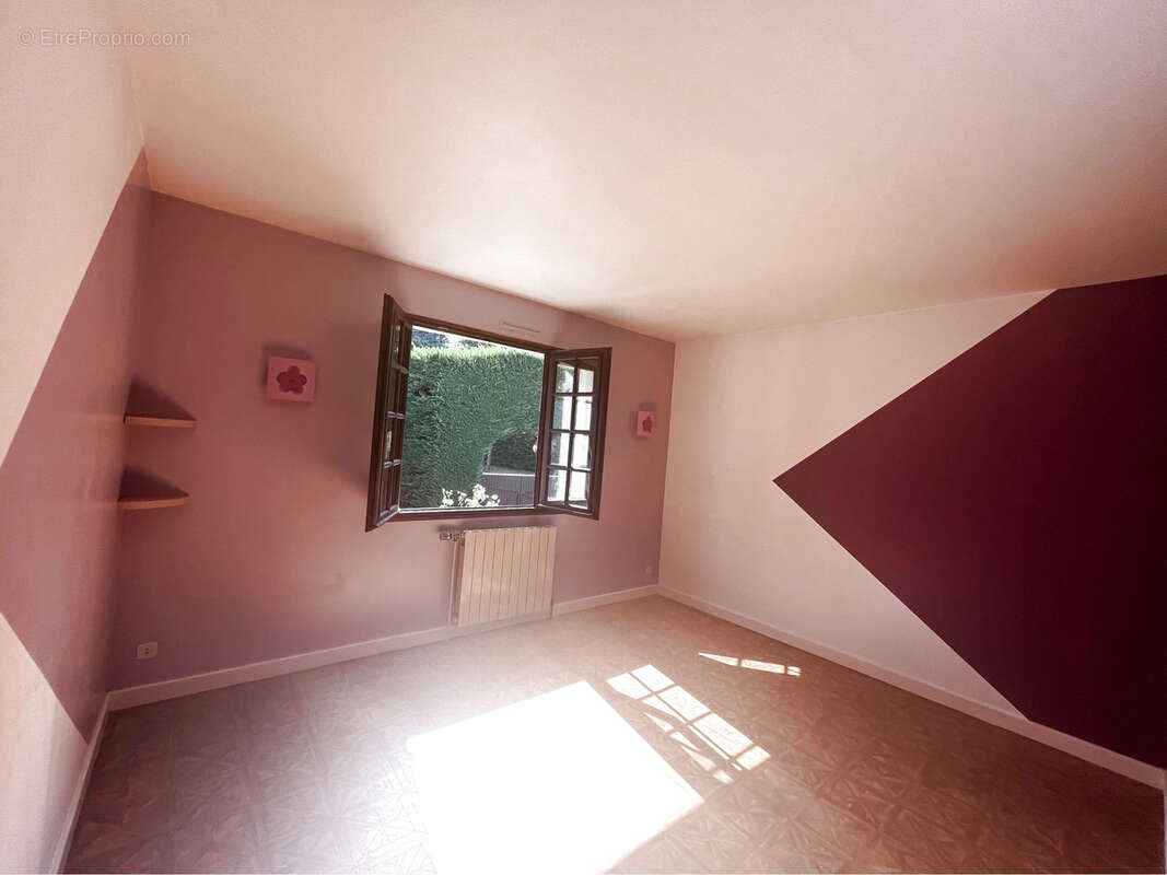 Maison à SAINT-MARTIN-D&#039;URIAGE