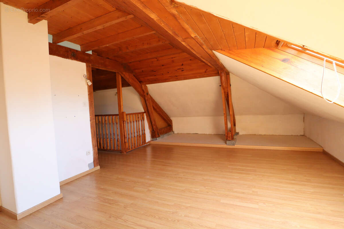 Maison à SAINT-MARTIN-D&#039;URIAGE