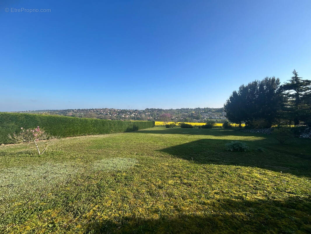 Terrain à AUREVILLE