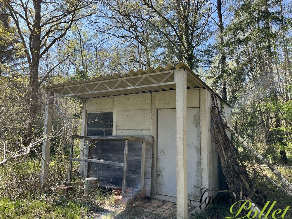 Terrain à POILLY-LEZ-GIEN