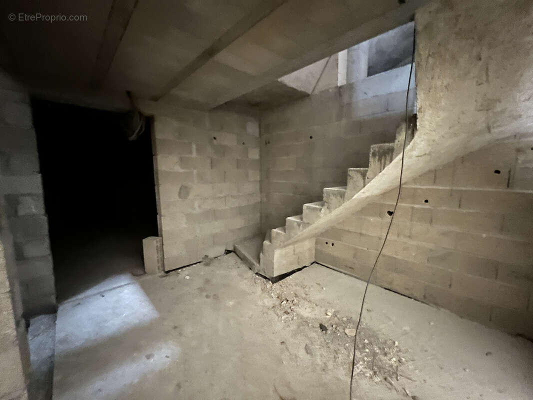 Commerce à SAINT-MAUR-DES-FOSSES