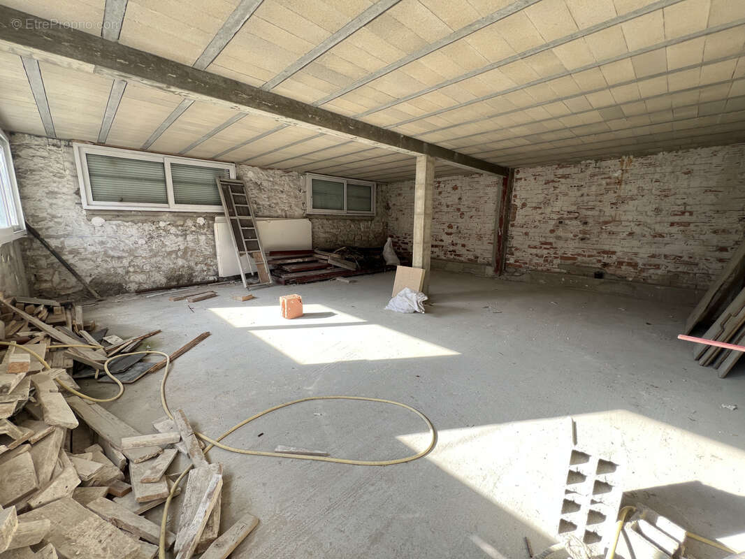 Commerce à SAINT-MAUR-DES-FOSSES