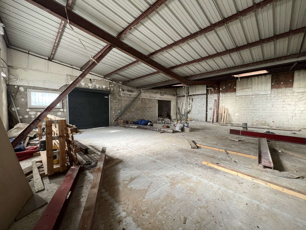 Commerce à SAINT-MAUR-DES-FOSSES